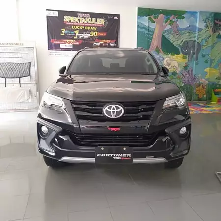 New Fortuner VRZ TRD